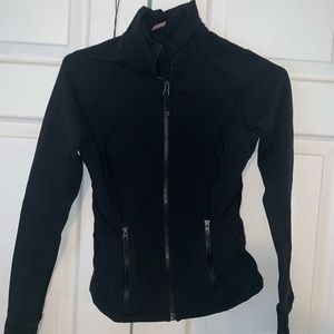 Lululemon Size 4 Zip Up Jacket